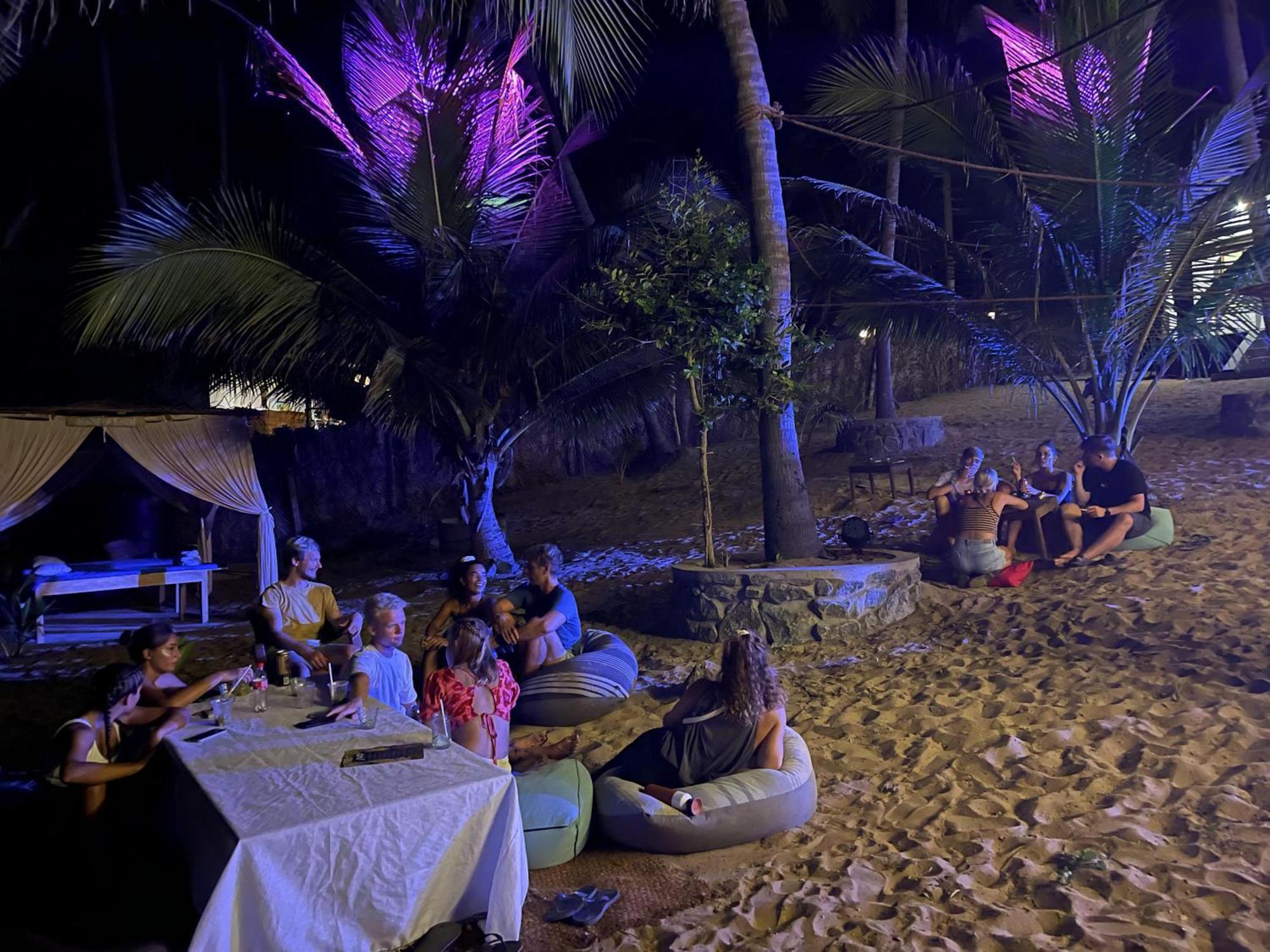 Auberge de jeunesse Coconut Hill Baie d'Arugam Extérieur photo